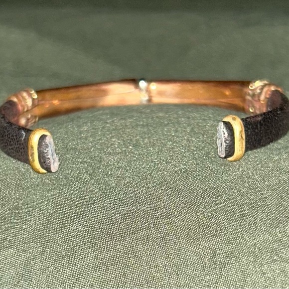 ONE Copper and Black Leather Bangle - Picture 4 of 5